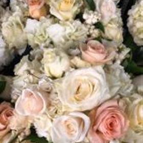 fwthumbwedding-bouquets-5f885a4544e750.24615125.167.jpg.jpg